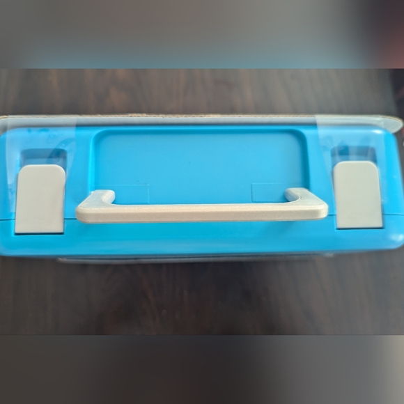 Mr. Beast Feastables Blue Plastic Lunch Box Dishwasher, Microwave, Freezer Safe - Picture 2 of 3